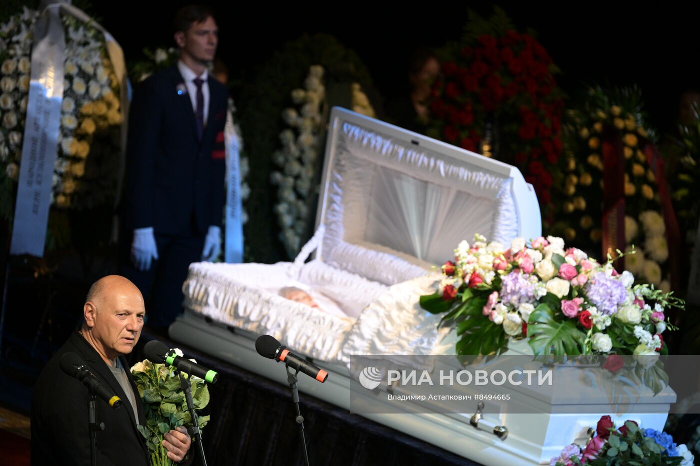 Прощание с народной артисткой СССР Верой Васильевой