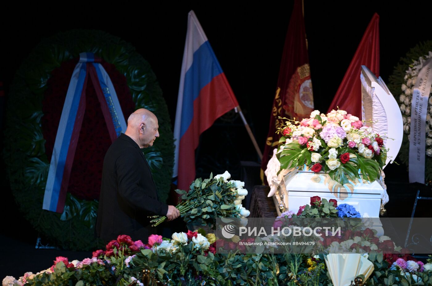 Прощание с народной артисткой СССР Верой Васильевой