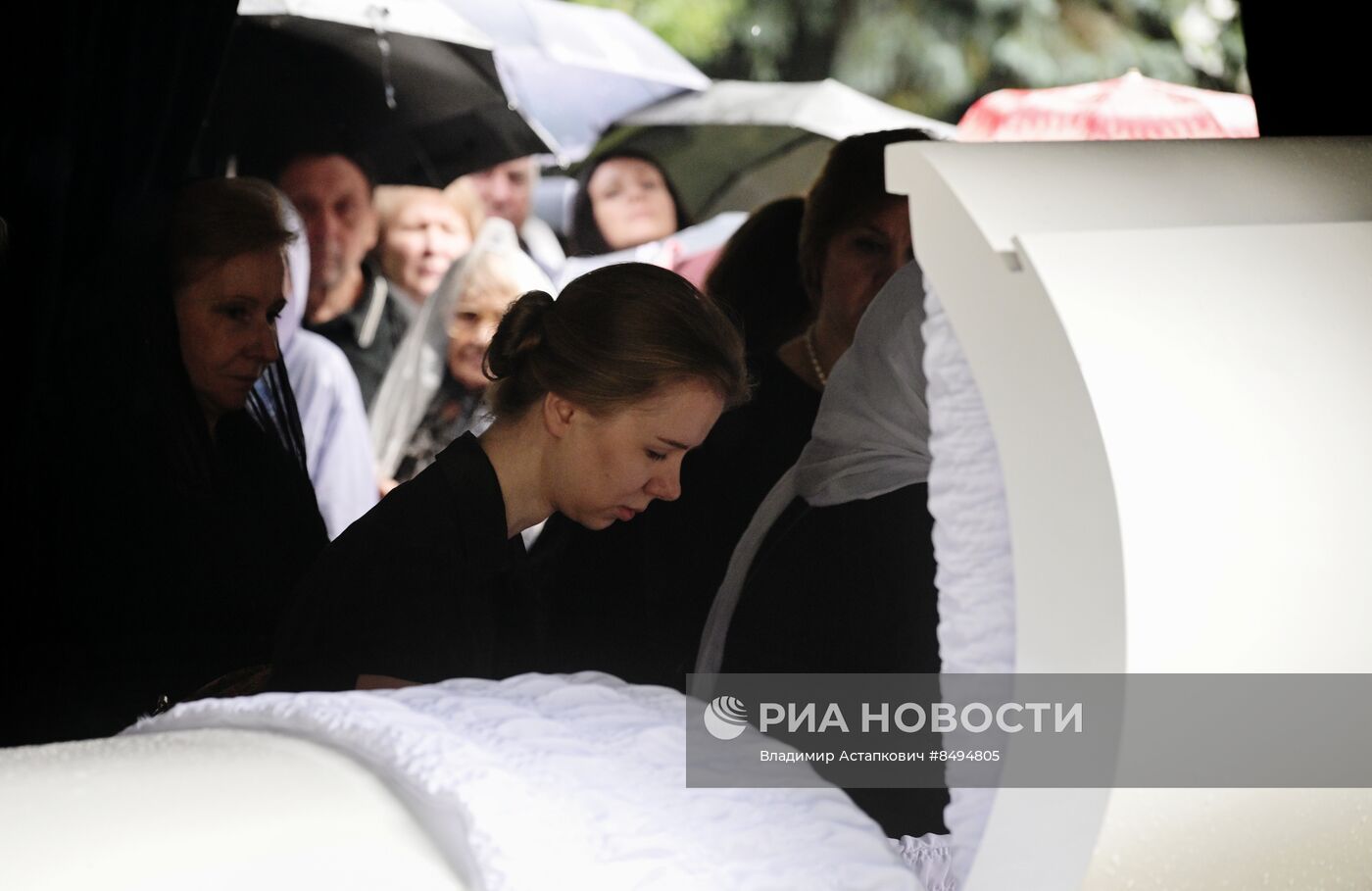 Прощание с народной артисткой СССР Верой Васильевой