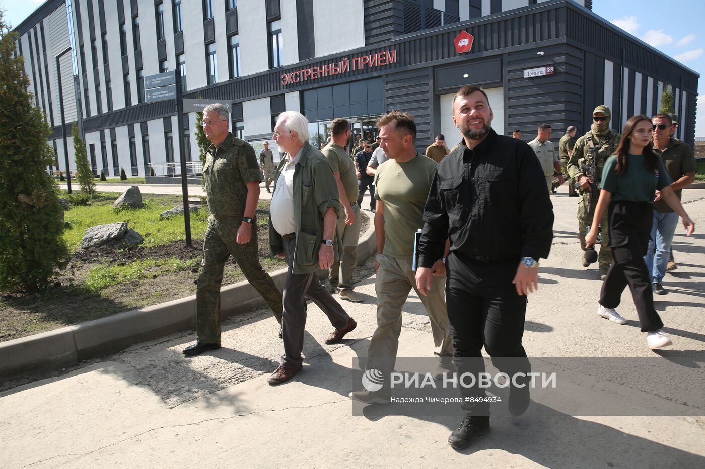 Врио главы ДНР Д. Пушилин посетил стройплощадки Нахимовского училища и больницы ФМБА