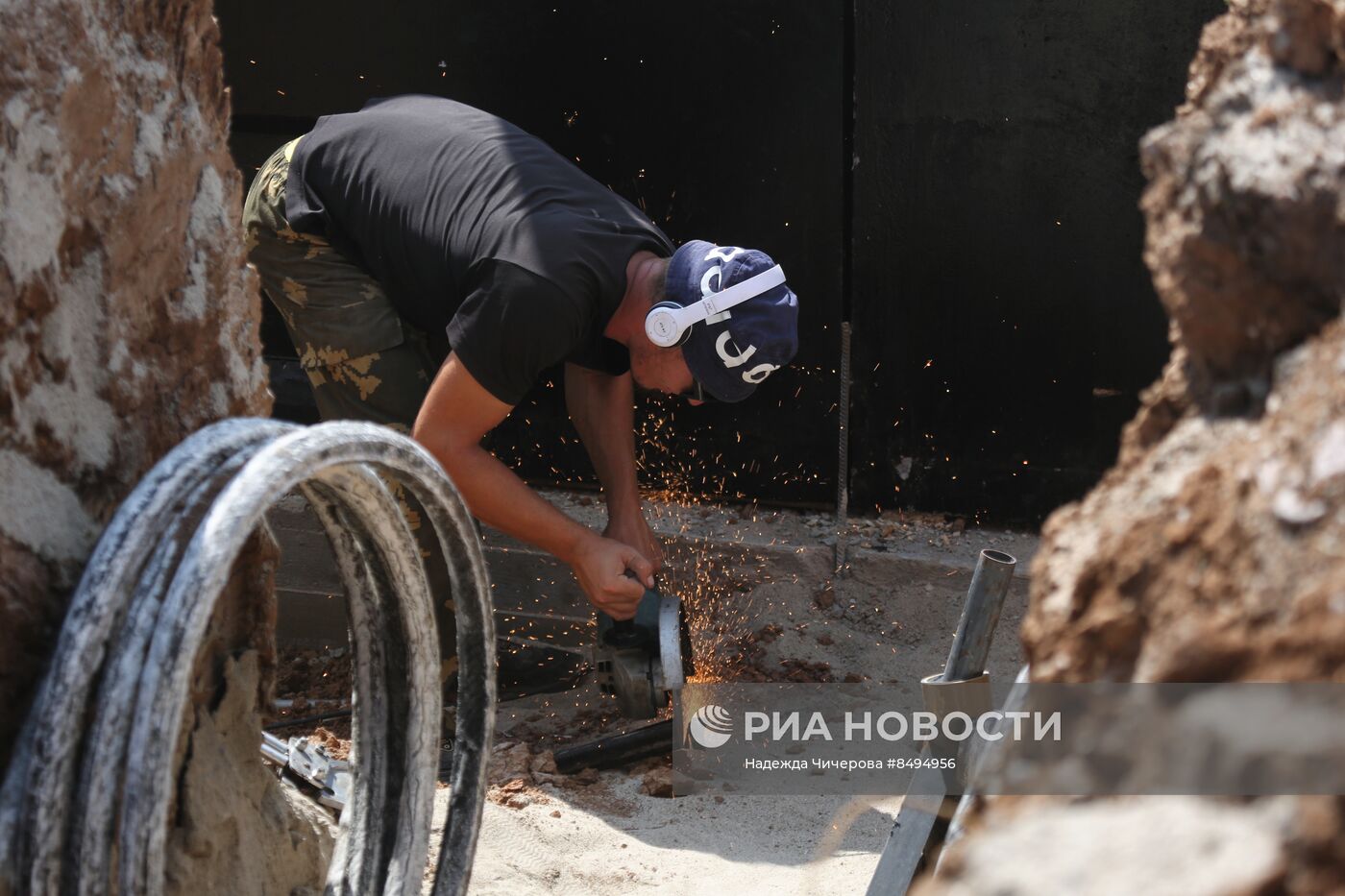 Врио главы ДНР Д. Пушилин посетил стройплощадки Нахимовского училища и больницы ФМБА