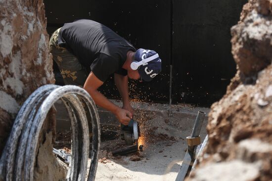 Врио главы ДНР Д. Пушилин посетил стройплощадки Нахимовского училища и больницы ФМБА