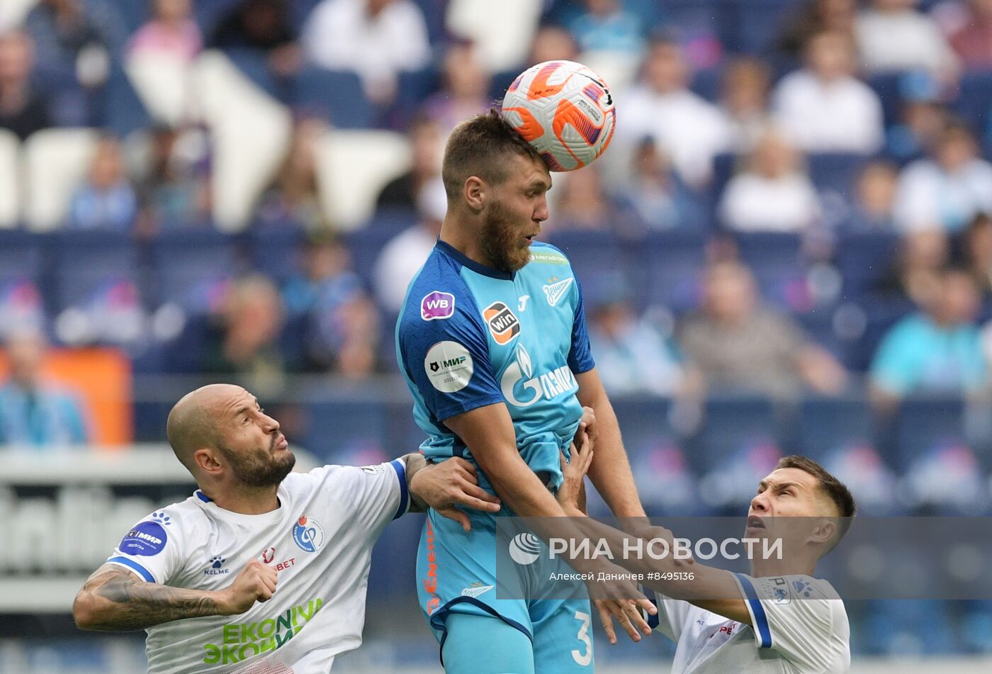 Футбол. РПЛ. Матч "Зенит" - "Факел"