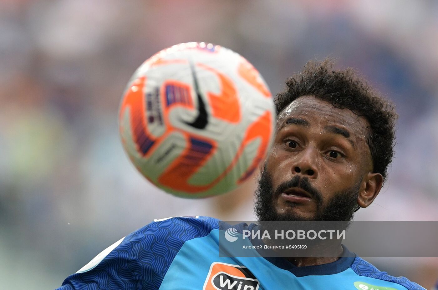 Футбол. РПЛ. Матч "Зенит" - "Факел"