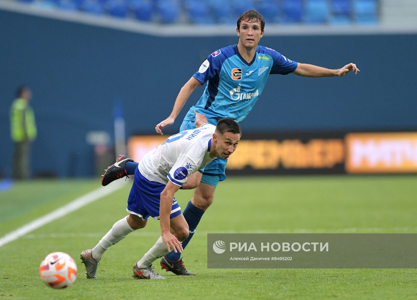 Футбол. РПЛ. Матч "Зенит" - "Факел"