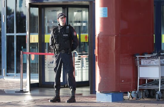 Вылет высланных российских дипломатов из Кишинева 