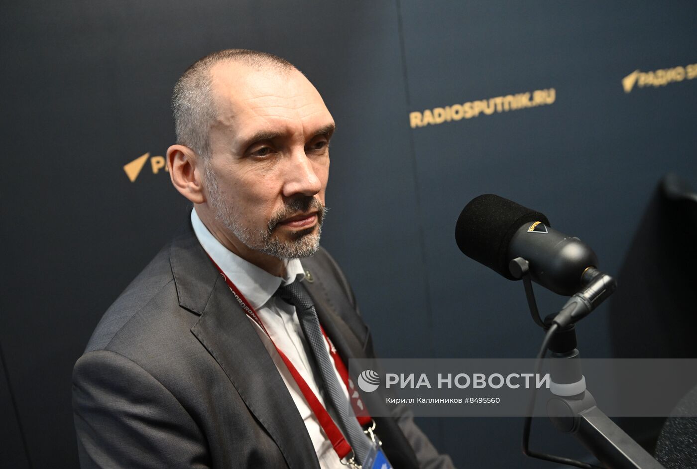 Форум "АРМИЯ-2023". Стенды РИА Новости и радио Sputnik