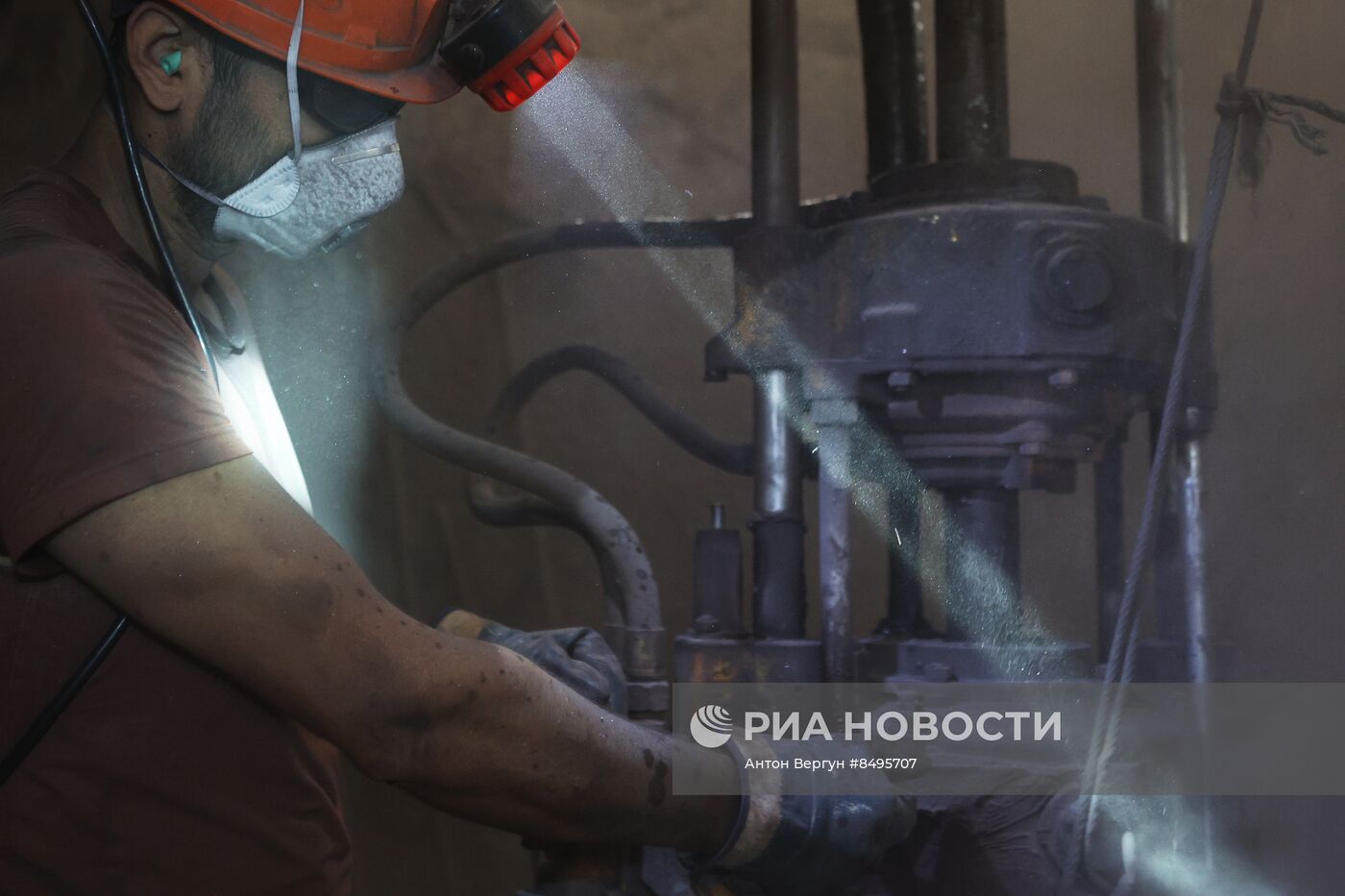 Работа на шахте Яковлевского ГОКа