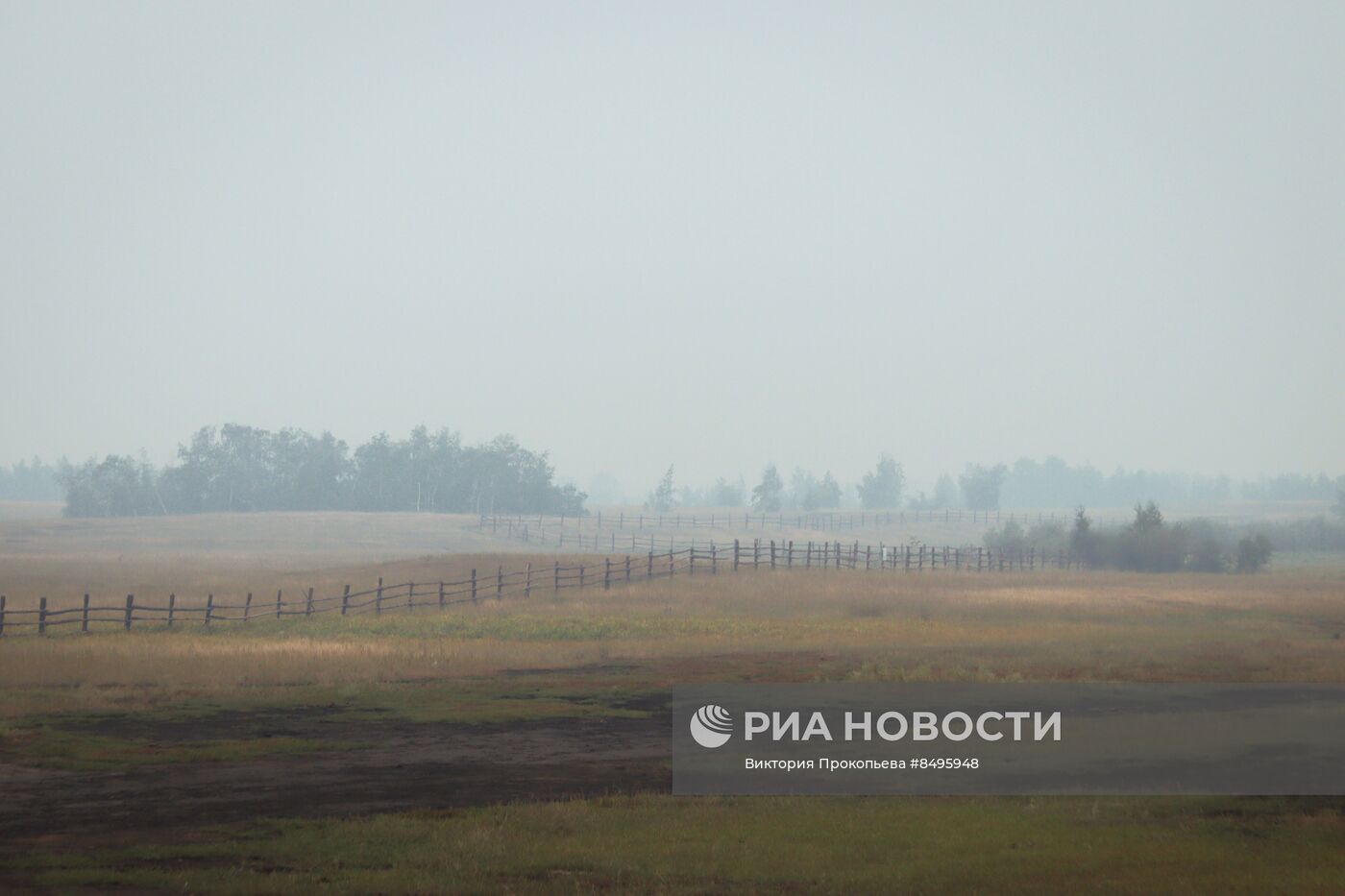 Смог от лесных пожаров в Якутске 