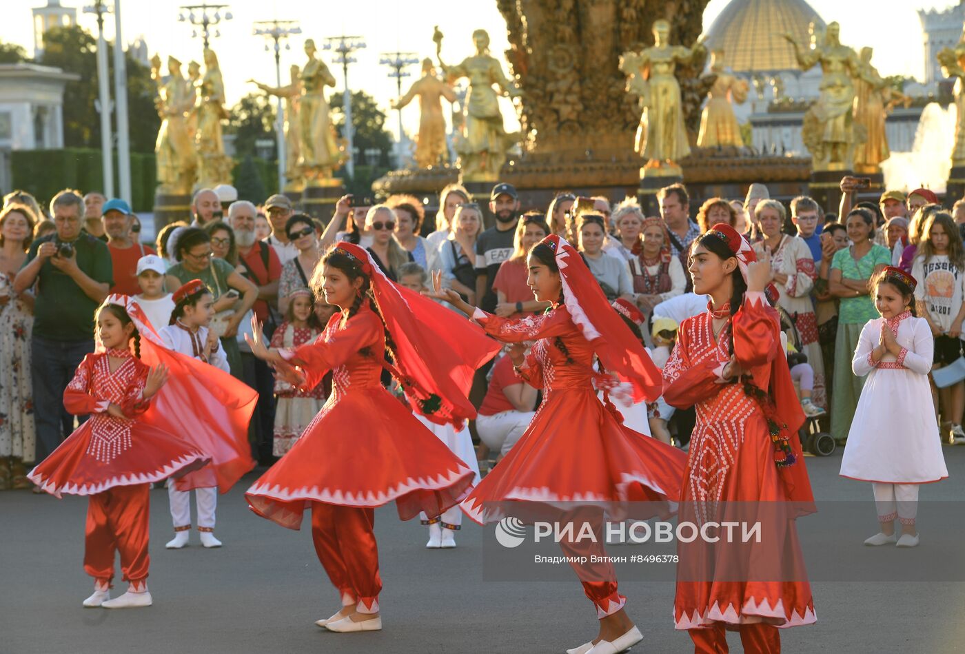 Фестиваль "Хороводы России - Хоровод Дружбы культур СНГ"