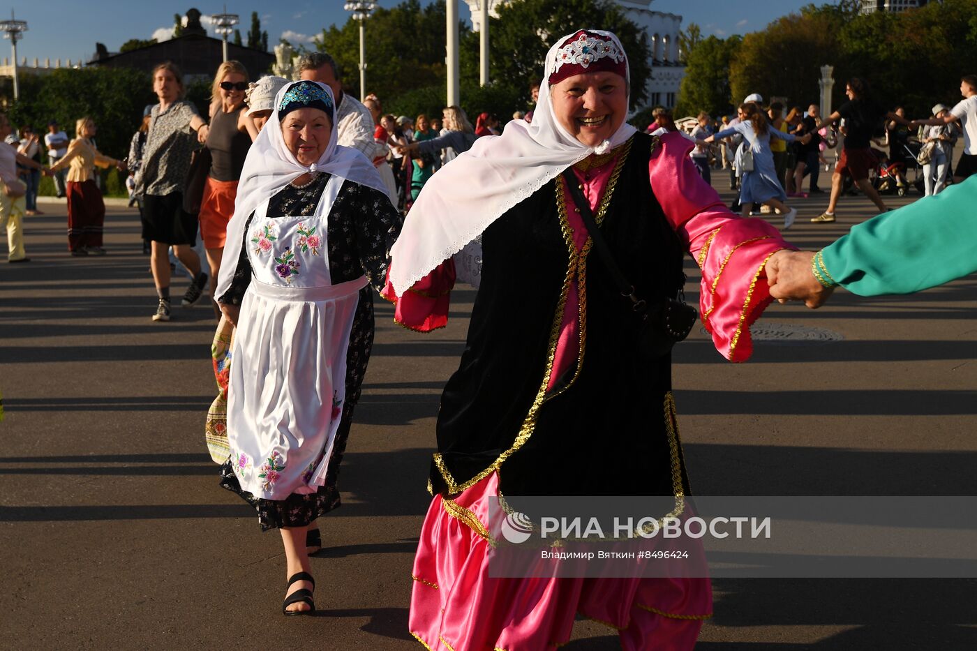 Фестиваль "Хороводы России - Хоровод Дружбы культур СНГ"