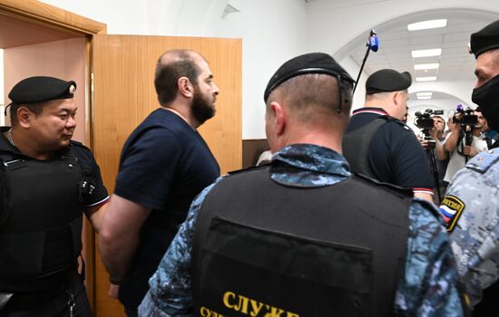 Избрание меры пресечения Э. Насрулаеву, подозреваемому в причастности к взрыву в Махачкале