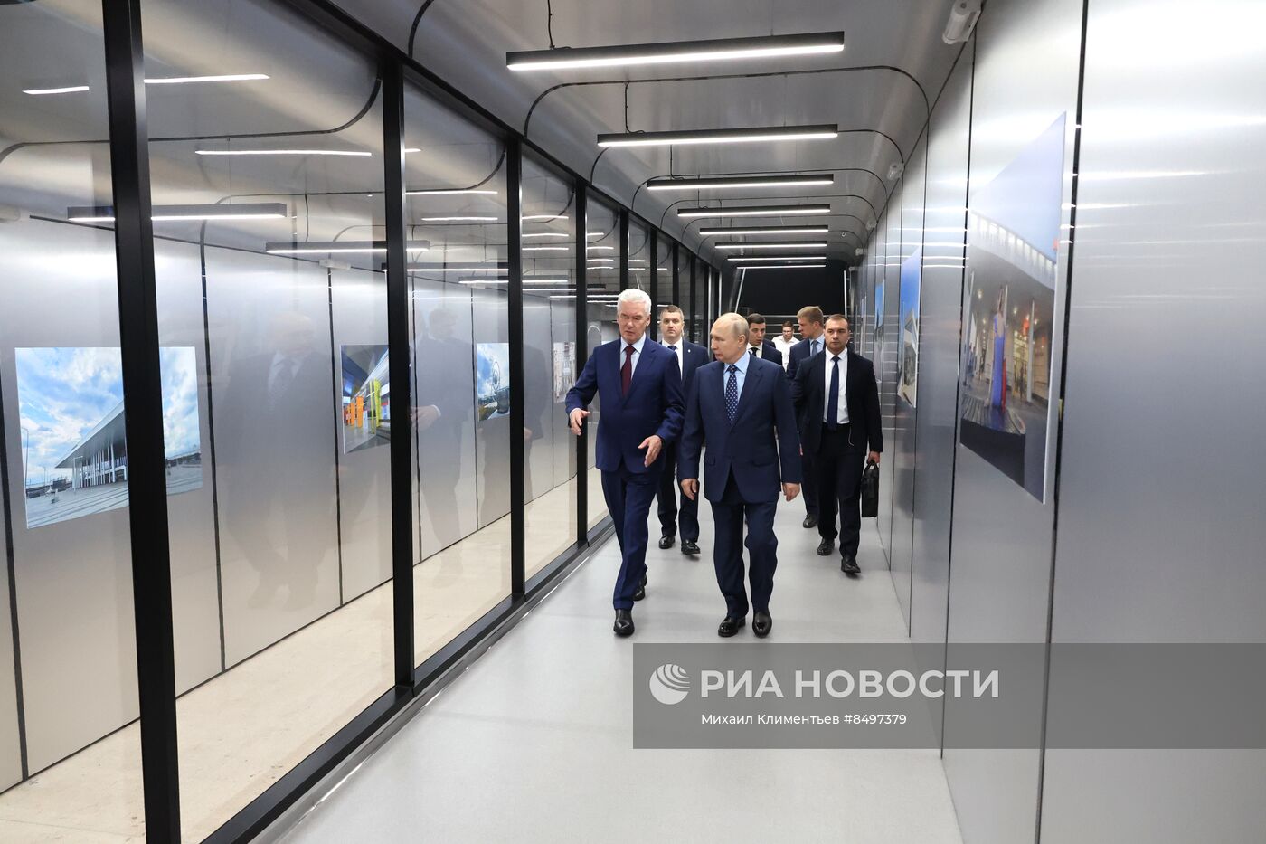 Президент РФ В. Путин принял участие в церемонии запуска пассажирского движения по МЦД-3