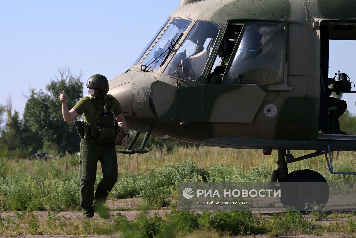 Работа летного и технического состава ударной авиации и поисково-спасательной службы в зоне проведения СВО