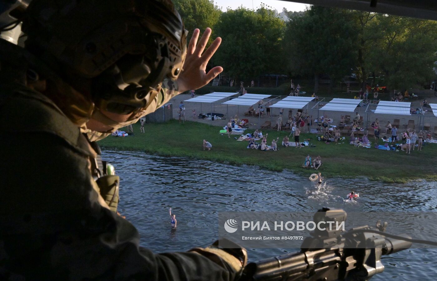 Работа летного и технического состава ударной авиации и поисково-спасательной службы в зоне проведения СВО