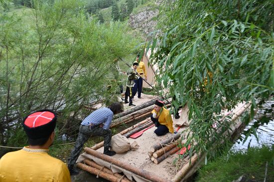 Исторический сплав отряда Бекетова в честь 370-летия  Забайкалья