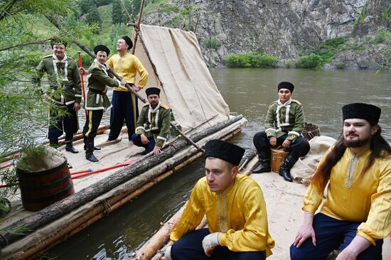 Исторический сплав отряда Бекетова в честь 370-летия  Забайкалья