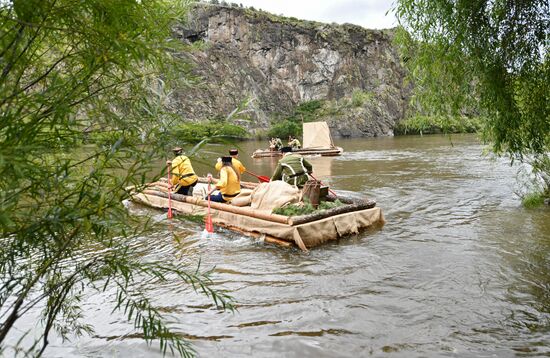 Исторический сплав отряда Бекетова в честь 370-летия  Забайкалья