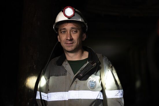 Самая северная в мире действующая угольная шахта на Шпицбергене