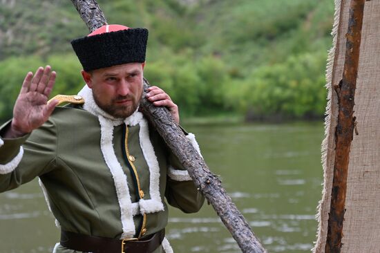 Исторический сплав отряда Бекетова в честь 370-летия  Забайкалья