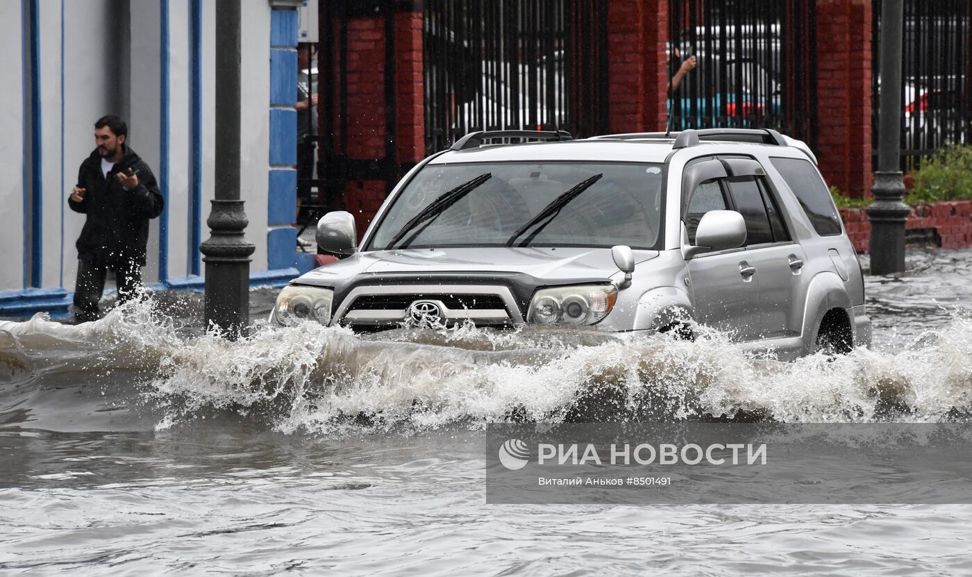 Ливень во Владивостоке