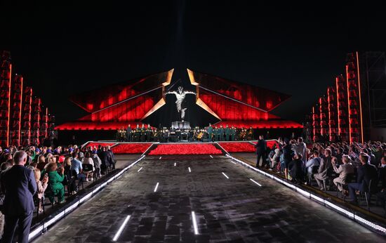 Президент РФ В. Путин принял участие в праздновании 80-летия победы в Курской битве