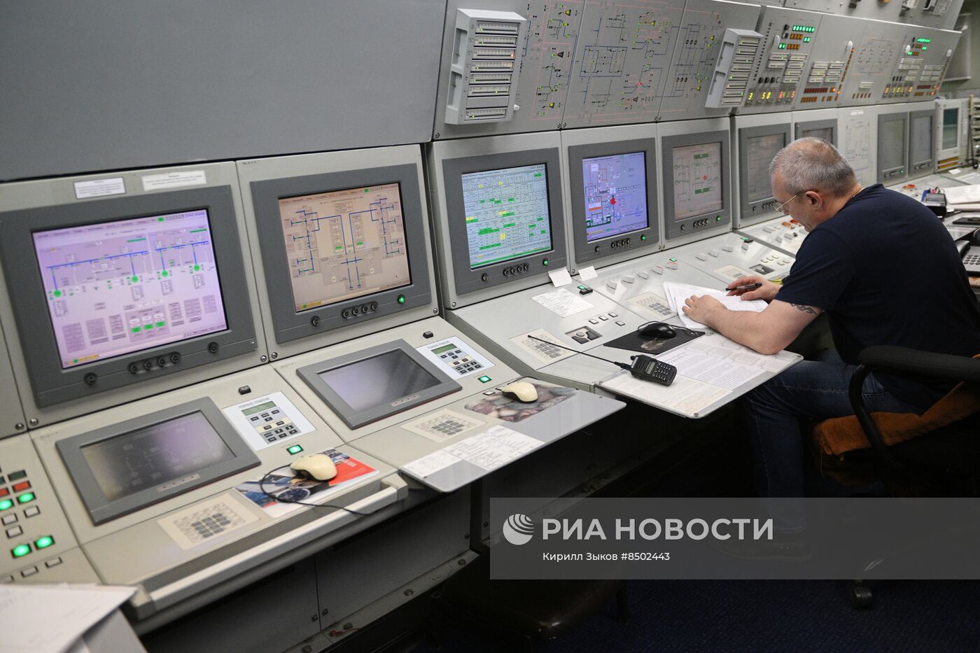 Ледоколы в порту Мурманска