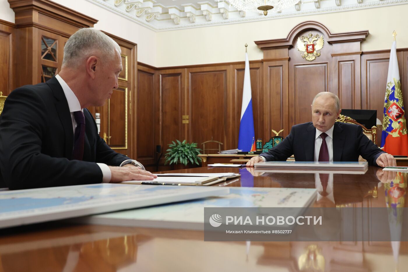 Встреча президента РФ В. Путина и врио губернатора Херсонской области В. Сальдо