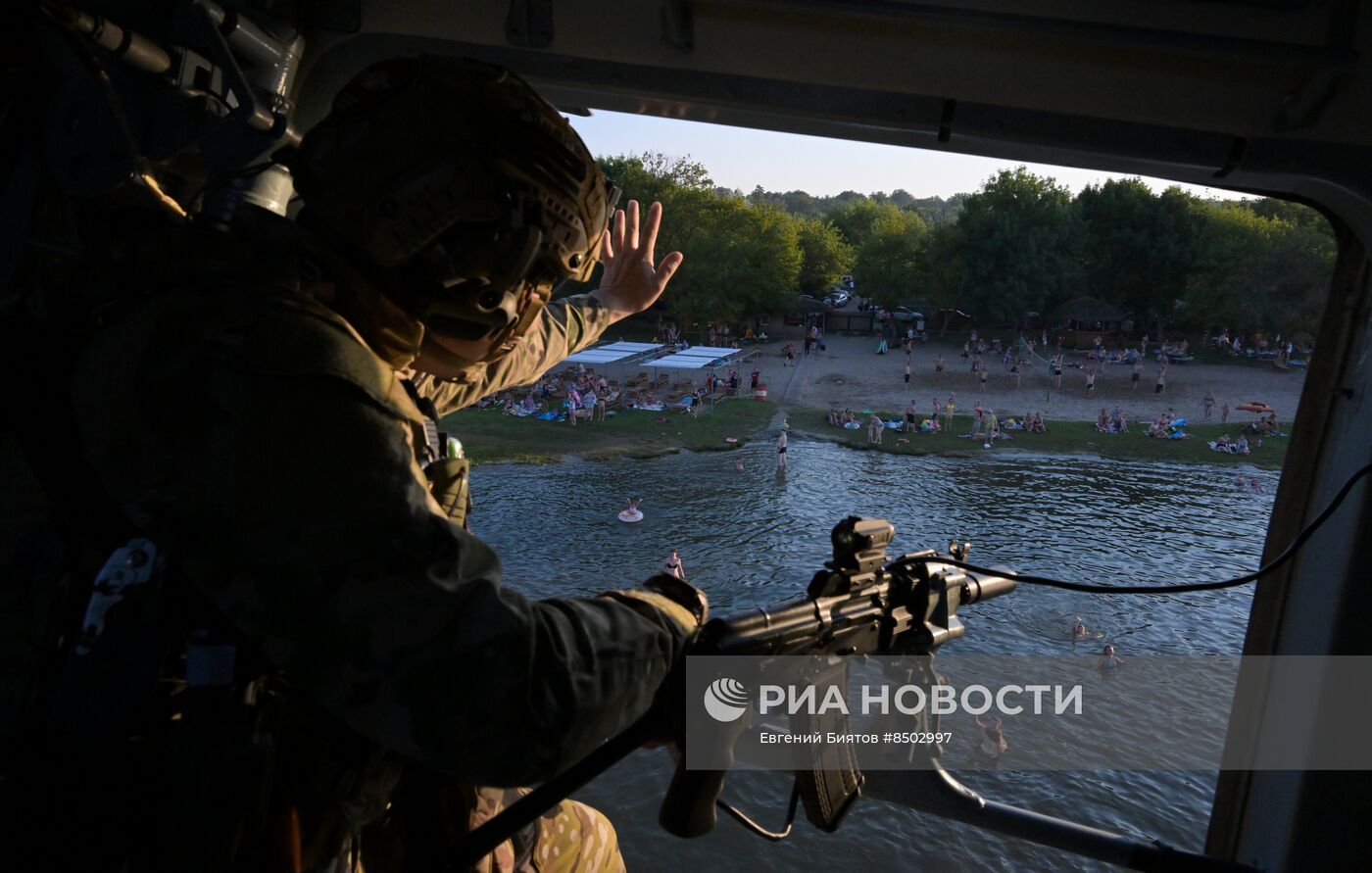 Работа летного и технического состава ударной авиации и поисково-спасательной службы в зоне проведения СВО