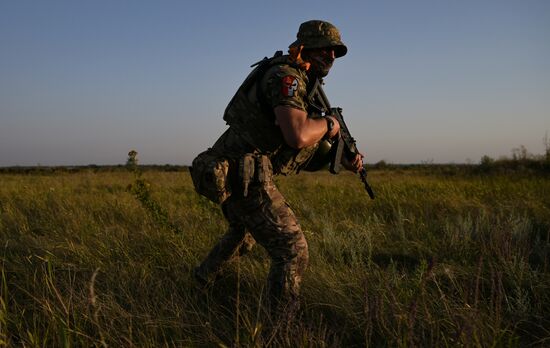 Работа летного и технического состава ударной авиации и поисково-спасательной службы в зоне проведения СВО