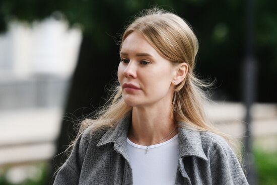 Рассмотрение жалобы защиты на арест бывшего министра обороны ДНР И. Стрелкова 