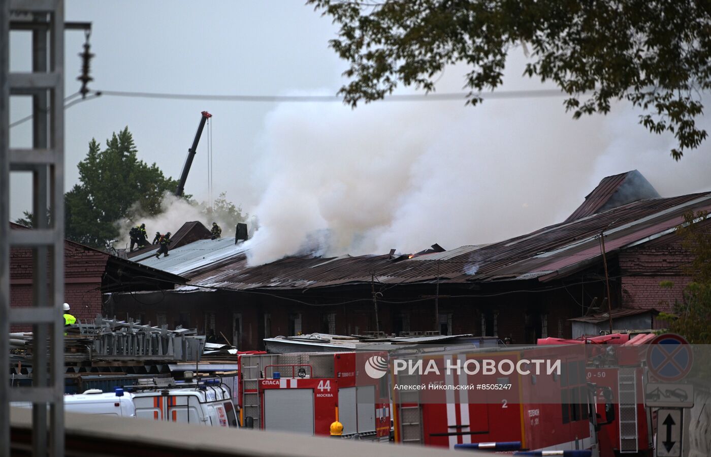 Пожар в районе трех вокзалов в Москве