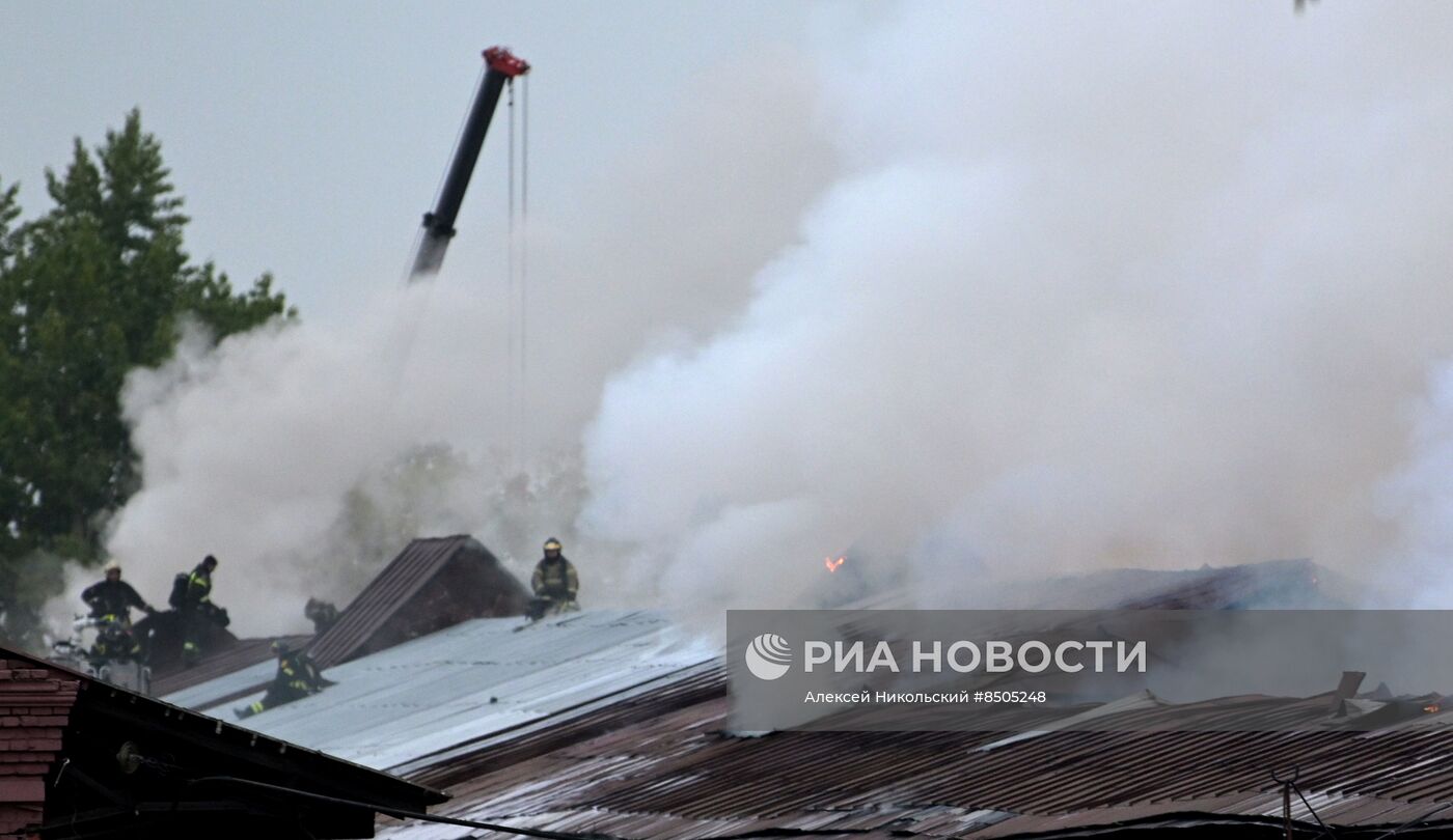 Пожар в районе трех вокзалов в Москве