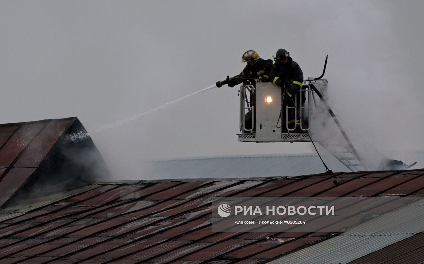 Пожар в районе трех вокзалов в Москве