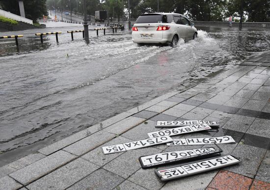 Владивосток накрыл очередной циклон
