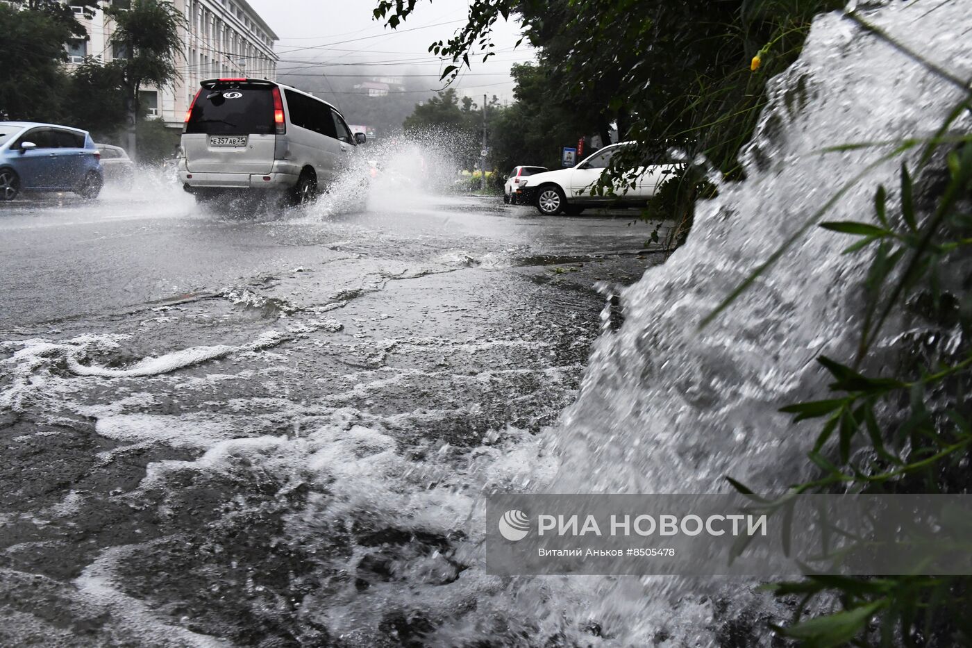 Владивосток накрыл очередной циклон