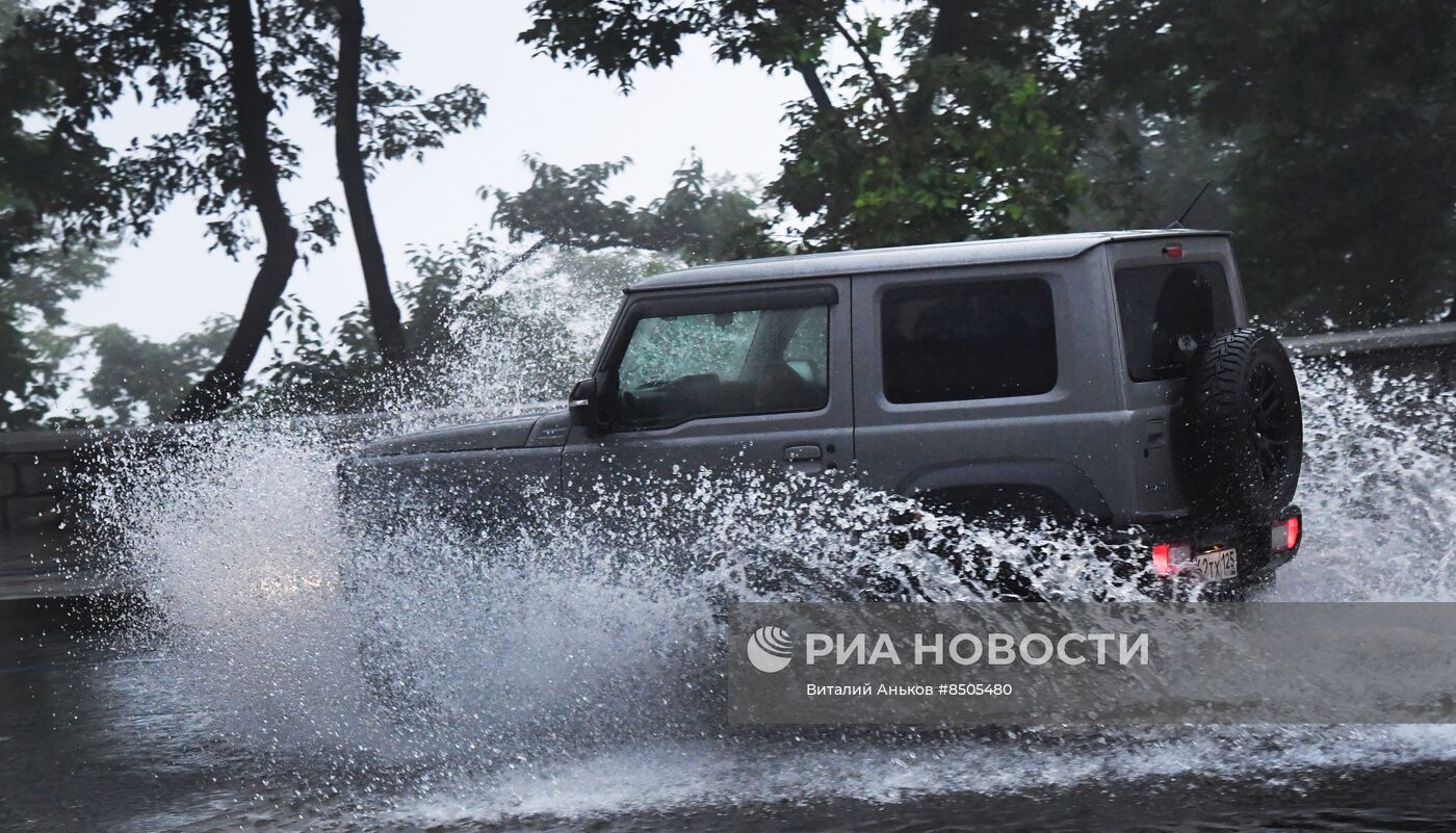 Владивосток накрыл очередной циклон