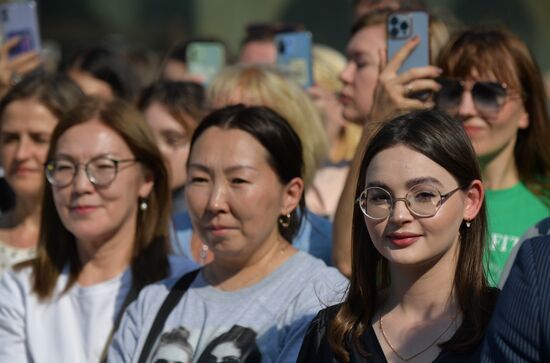 Торжественное посвящение в студенты СПБГУ в Петербурге