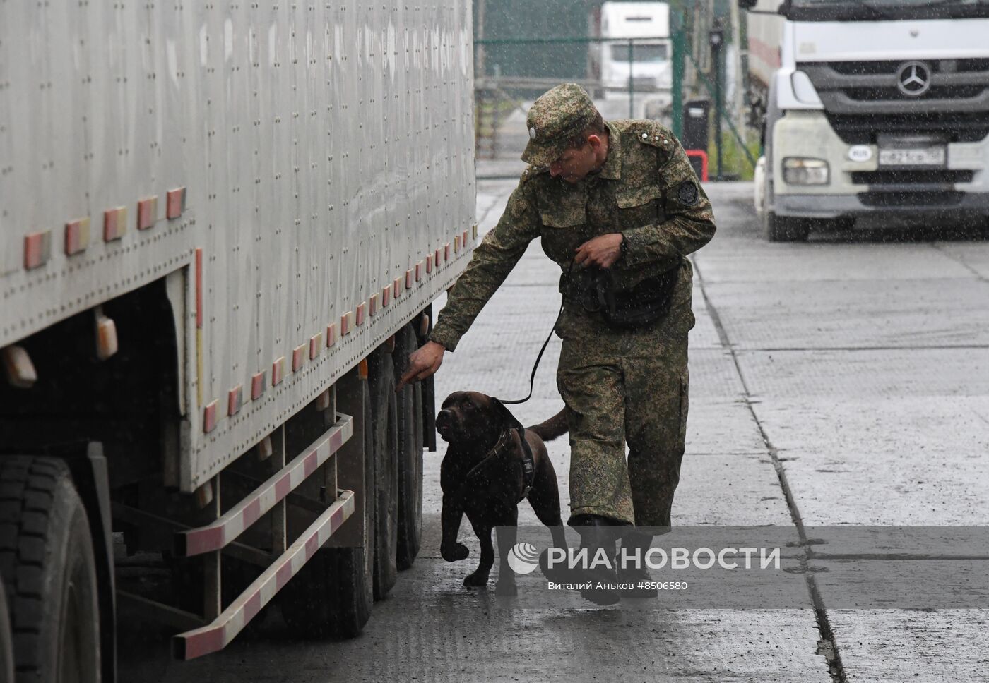 Работа автомобильного пункта пропуска Пограничный в Приморском крае