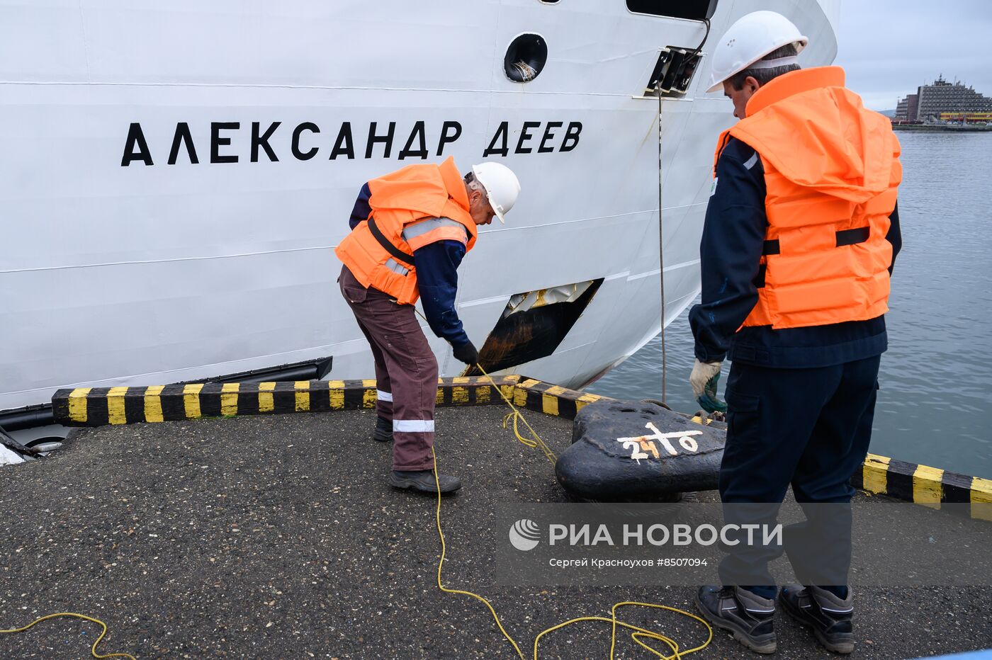 Паром "Александр Деев" на Сахалине