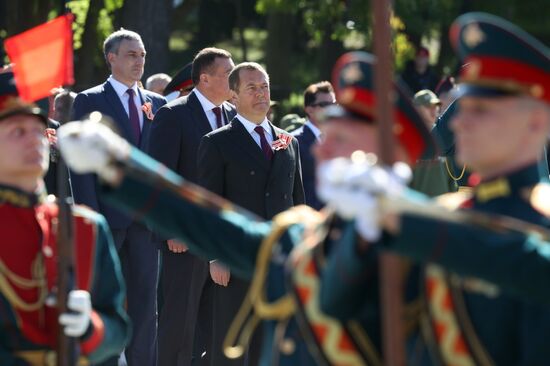 Рабочая поездка зампреда Совбеза РФ Д. Медведева в ДФО. День второй