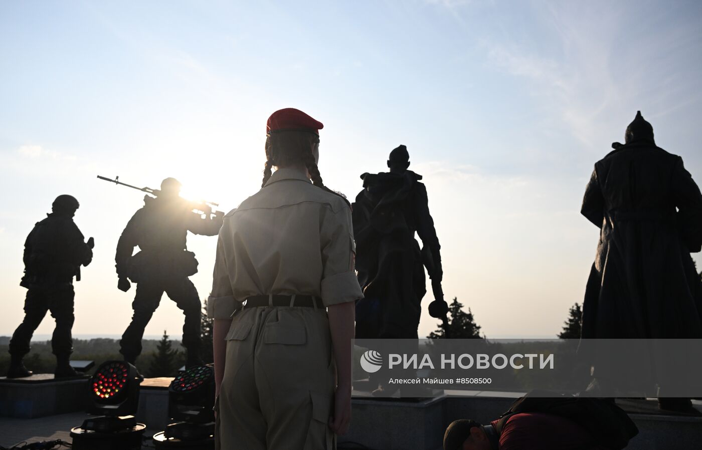 Открытие мемориала защитникам Донбасса после реставрации в Луганске