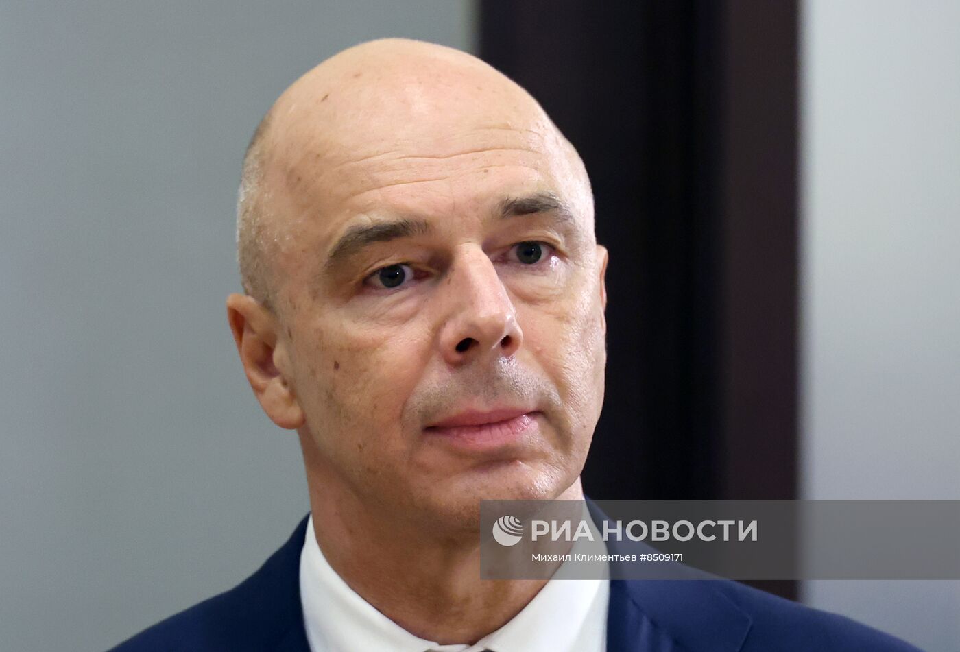 Президент РФ В. Путин провёл совещание по вопросу реализации проекта "Мурманский СПГ"