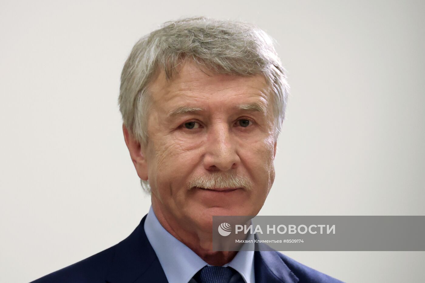 Президент РФ В. Путин провёл совещание по вопросу реализации проекта "Мурманский СПГ"