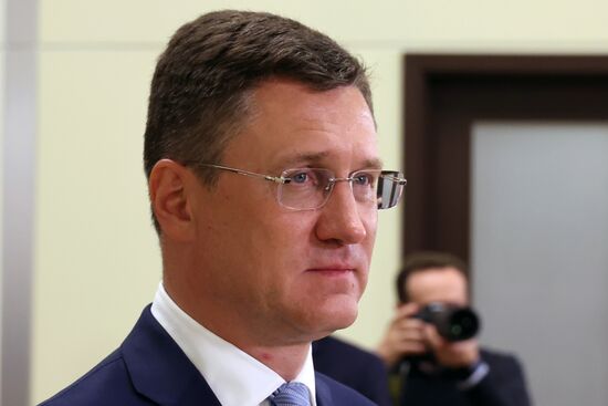 Президент РФ В. Путин провёл совещание по вопросу реализации проекта "Мурманский СПГ"