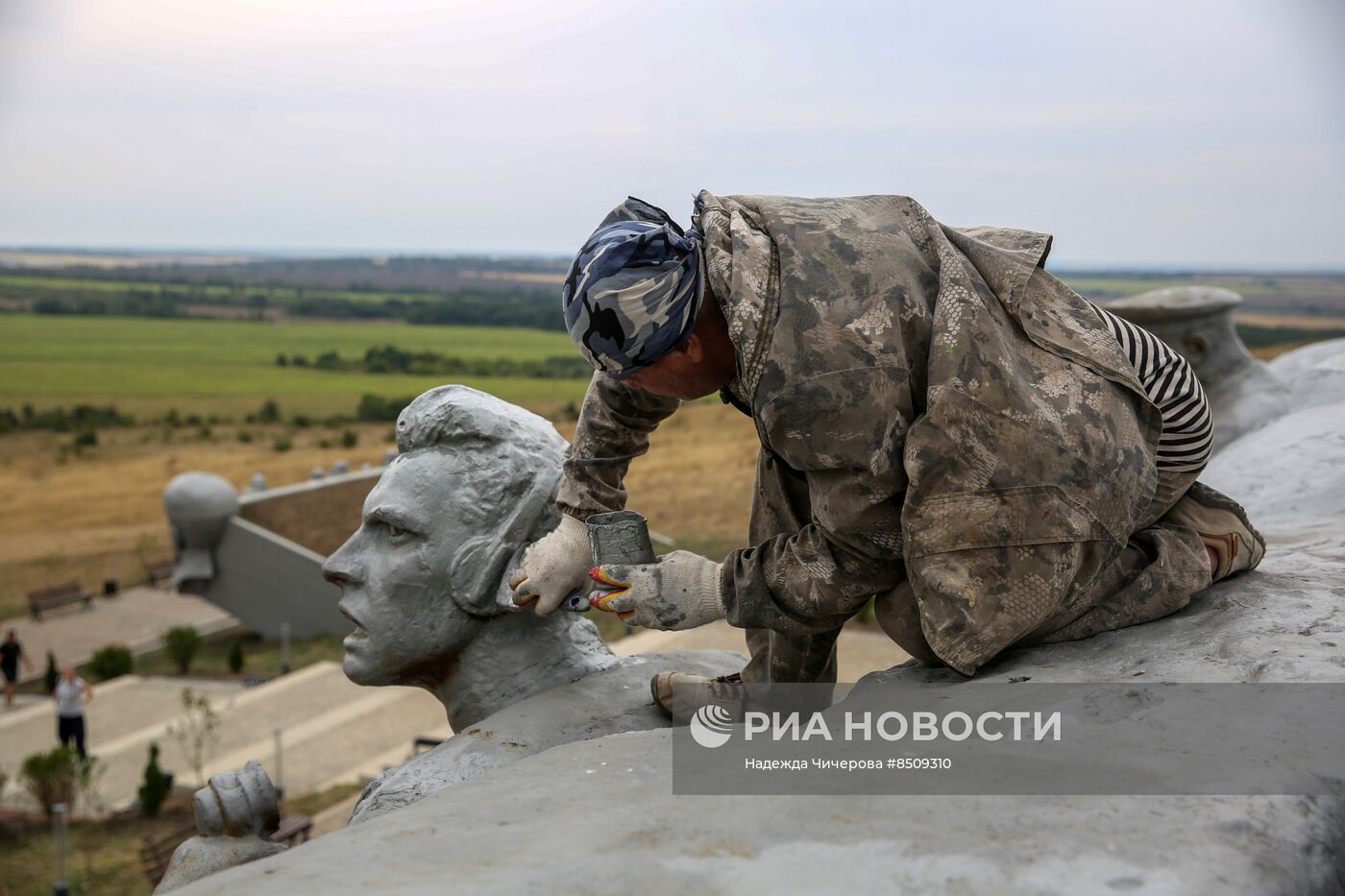 Реконструкция мемориального комплекса Саур-Могила