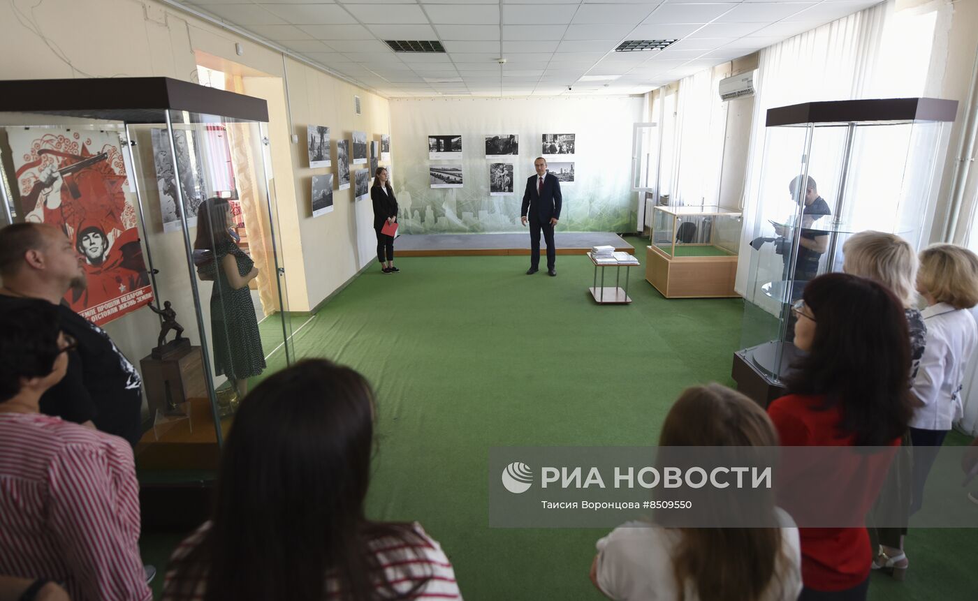 Фотовыставка "Освобождение. Донецк" в Донецком краеведческом музее