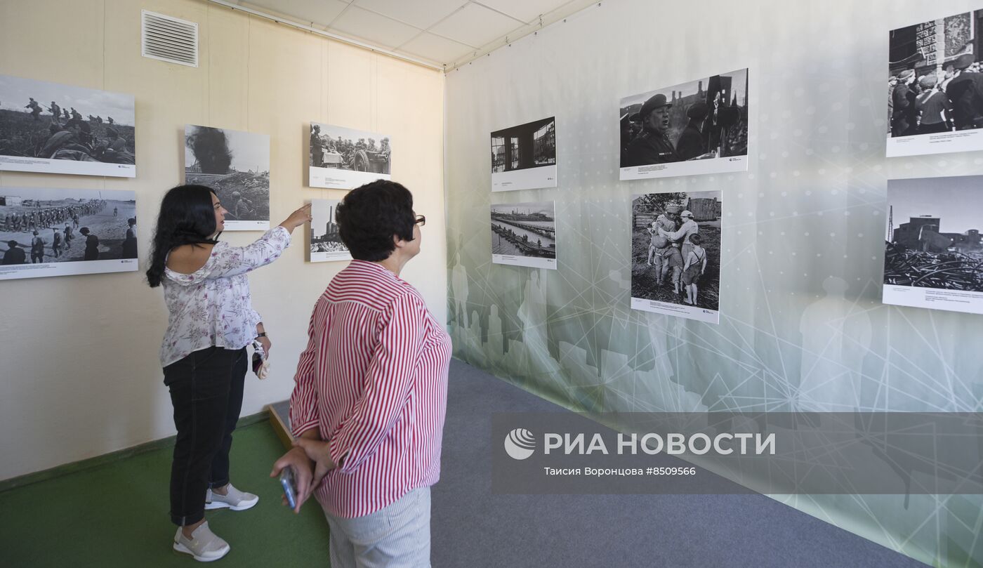 Фотовыставка "Освобождение. Донецк" в Донецком краеведческом музее