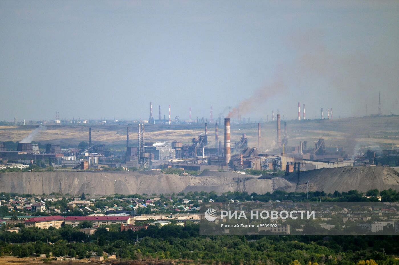 Завод "Уральская сталь" в Оренбургской области