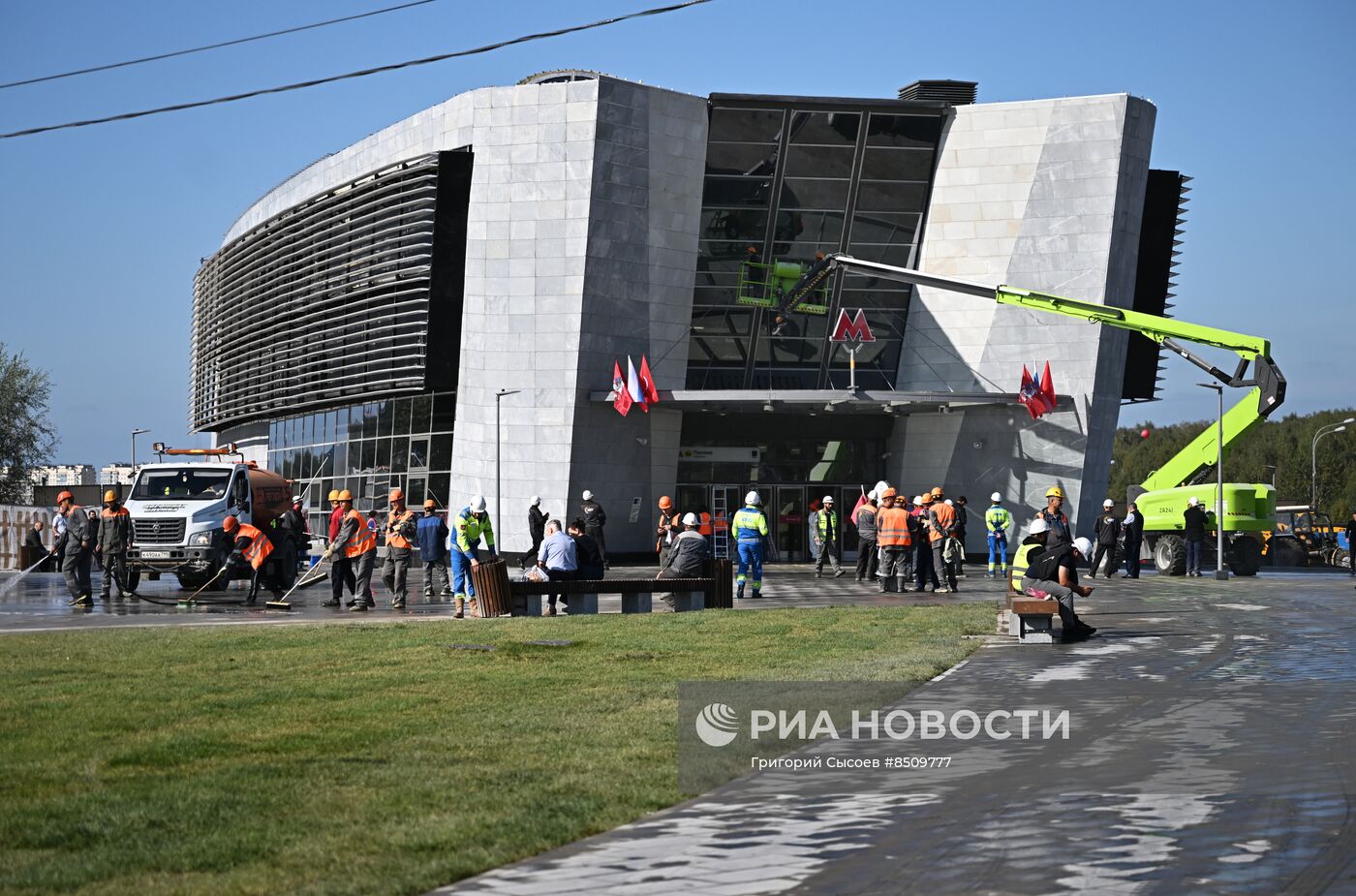 Открытие станции метро Внуково